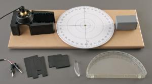 Fundamentals of Physics Reflection/Refraction Apparatus