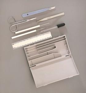 Ward's® Basic Dissecting Set